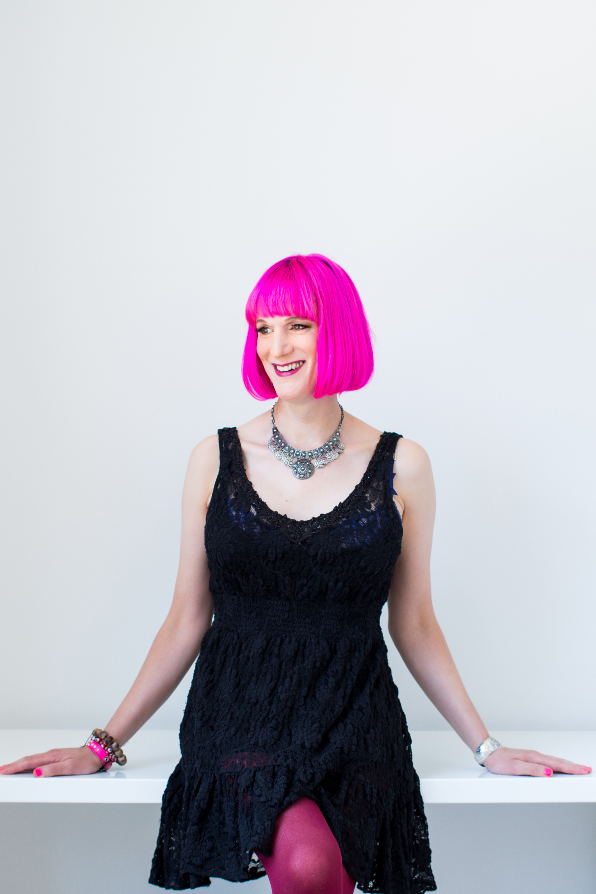 Author image of Charlie Jane Anders
